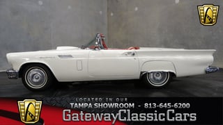1957 Ford Thunderbird 