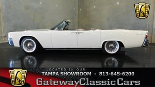 1961 Lincoln Continental 