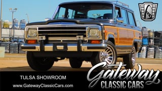 1989 Jeep Grand Wagoneer 