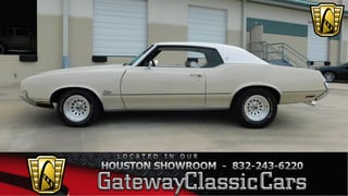 1972 Oldsmobile Cutlass 