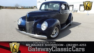 1940 Ford Deluxe 