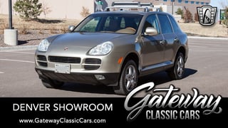 2004 Porsche Cayenne 