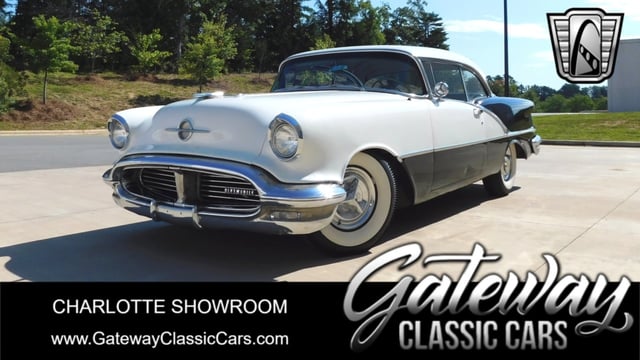 1956 Oldsmobile Super 88 Holiday 