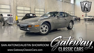 1987 Porsche 944 