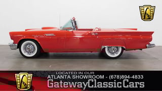 1957 Ford Thunderbird 