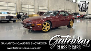 1985 Porsche 944 