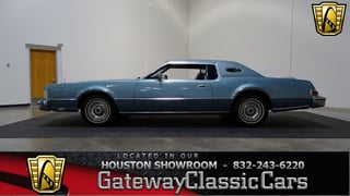 1975 Lincoln Continental 