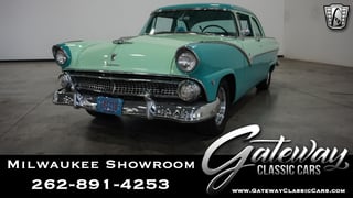 1955 Ford Fairlane 