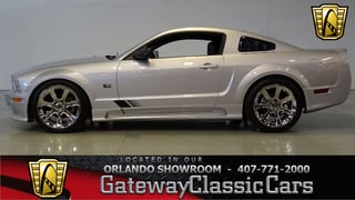 2005 Ford Mustang GT Saleen
