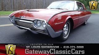 1962 Ford Thunderbird 