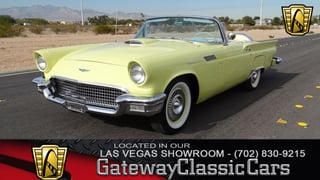1957 Ford Thunderbird 