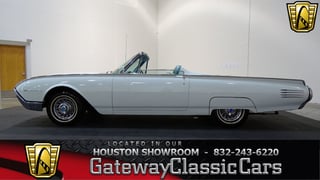 1961 Ford Thunderbird 