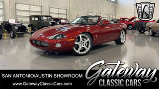2004 Jaguar XKR 