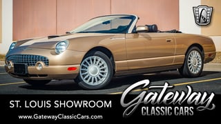 2005 Ford Thunderbird 