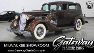 1937 Packard Super Eight 