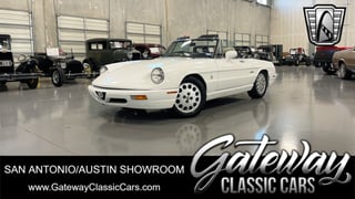 1991 Alfa Romeo Spider Veloce 