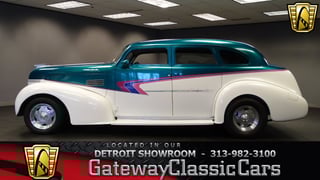 1939 Pontiac Silver Streak 