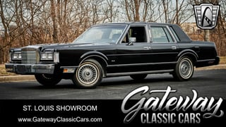 1988 Lincoln Town Car 
