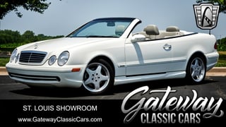 2002 Mercedes-Benz CLK320 