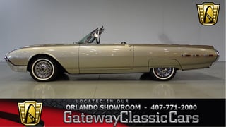 1962 Ford Thunderbird 