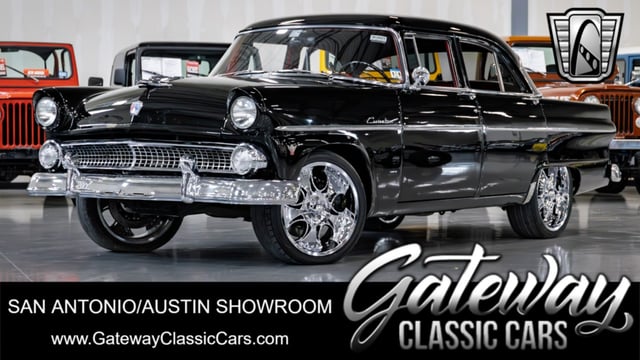 1955 Ford Fairlane 