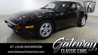 1987 Porsche 944 